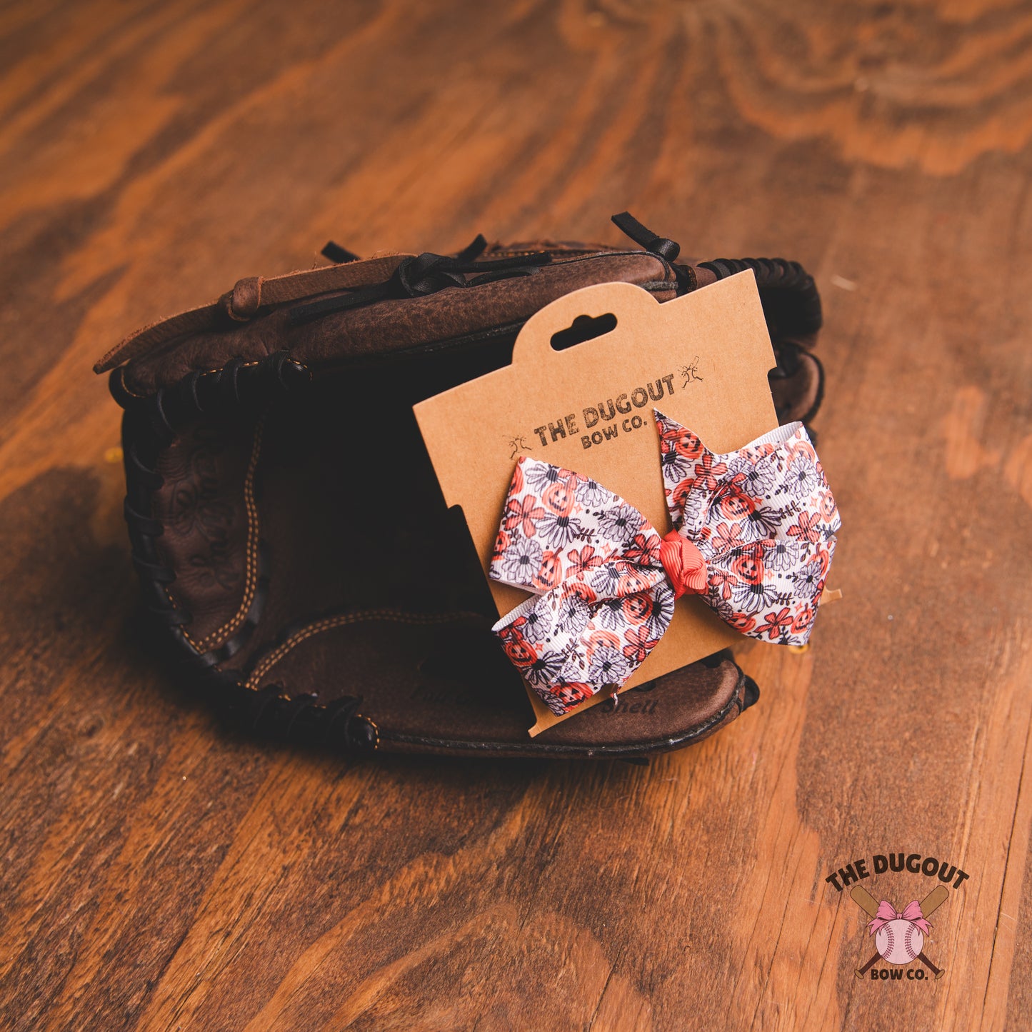 Jack-o-lantern Daisies Pinwheel