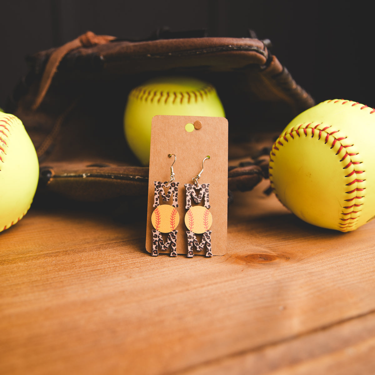 Earring - Leopard Softball Mom